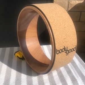 New BodyGood Cork Yoga Wheel. Pro Grade 13 inch Supports up to 500lbs